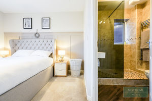 Photo 16- click for photo gallery